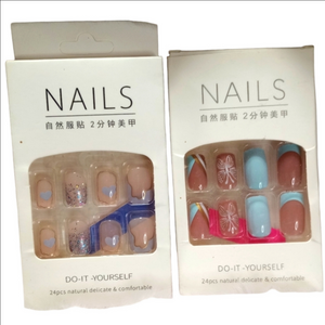 Pack of 2 short/medium square glitter blue white gold false nails NWT